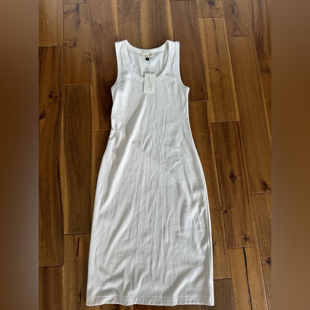 NWT Universal Threads Dress Size S